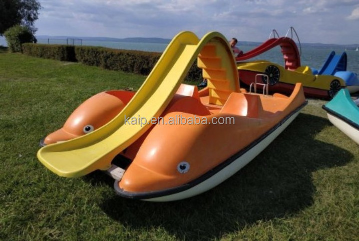 Resort water amusement playground 4 person dolphin design pedal boat with slide