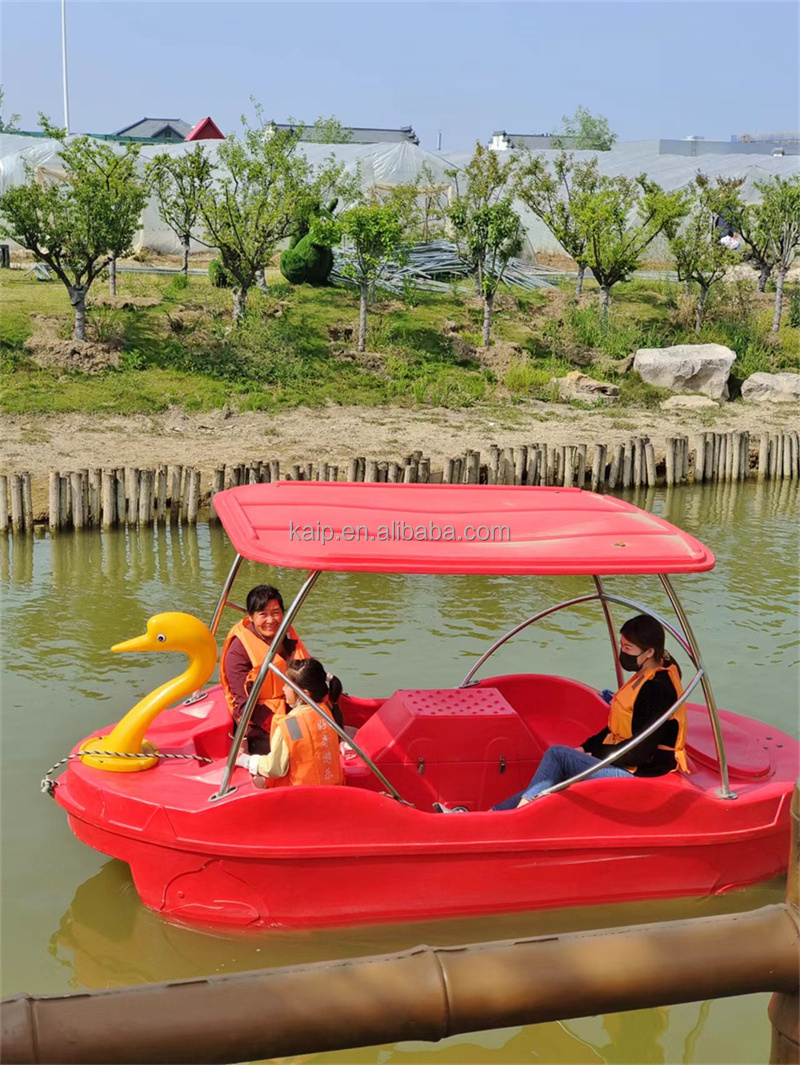 CE Certificate Boat Fishing 4 Persons Cheap Plastic Fishing Boat Electric Leisure Boat BBQ Kayak inflatable tube pool For Sale