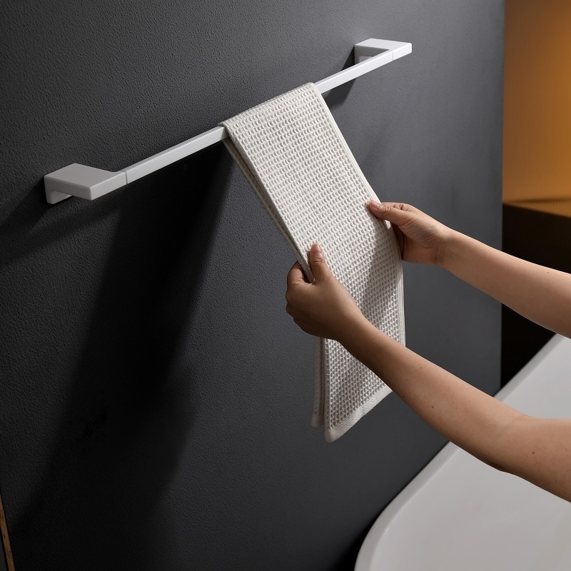 High Quality Bathroom Stainless Steel Towel Hanger Wall Mount Towel Rail