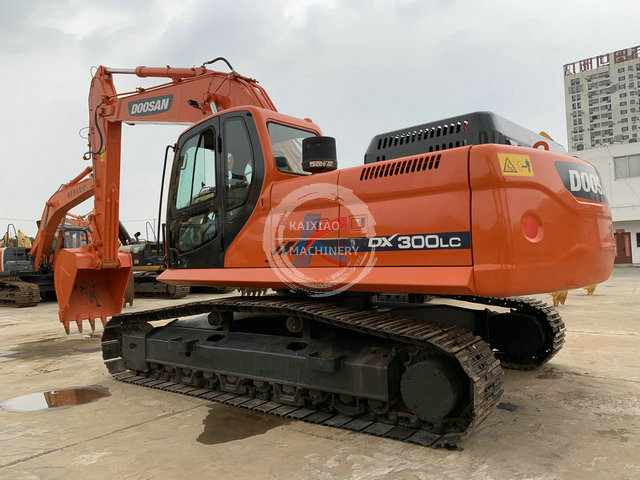 Korean backhoe engineering machinery Hydraulic Doosan DX300  used high quality 30ton Excavators Latest model for sale