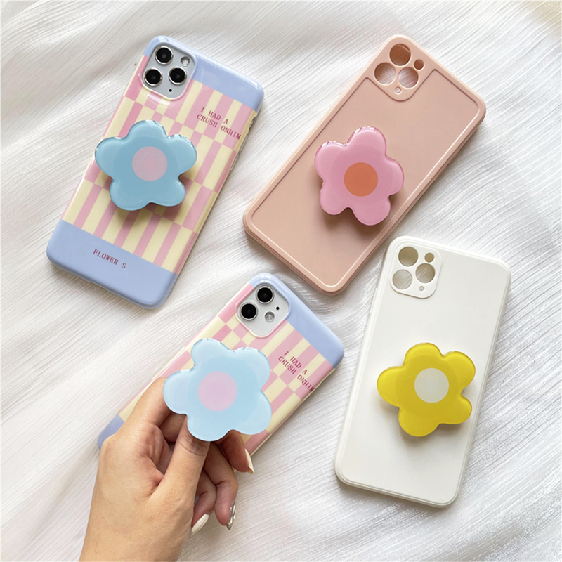 Wholesale custom anime game charm acrylic mobile phone grip custom LOGO promotional cell phone holder