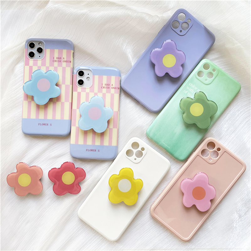 Wholesale custom anime game charm acrylic mobile phone grip custom LOGO promotional cell phone holder