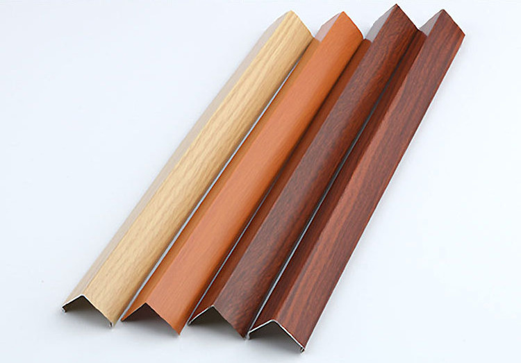 Low Price Aluminum Wooden Grain Linear Baffle Ceiling Decorative Metal Strip Aluminum Ceiling