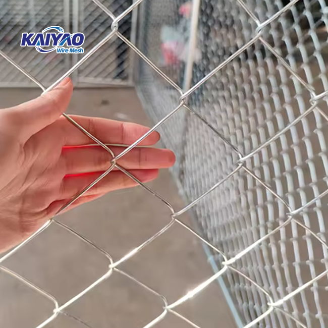 Hot Dip Galvanized Iron Wire Material Fence Mesh Application Used Chain Link Fence For Sale