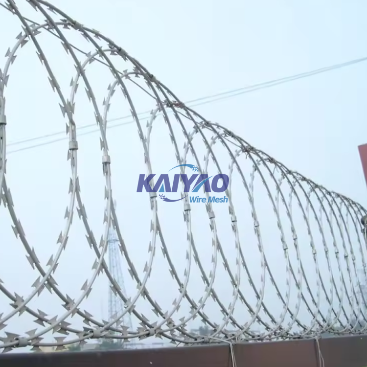 Ex-factory price for hot-dip galvanized razor wire fence used for protective barriers