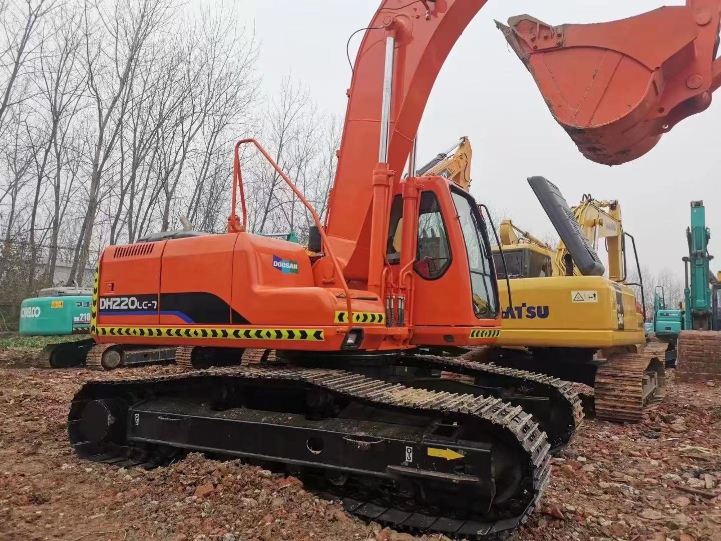 Dx220 Used 22 Ton Dh220Lc-7 Used Doosan Dx220 Excavator Top Quality Doosan 220 Crawler Excavator For Sale