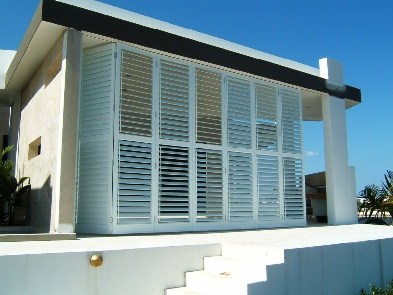 Modern Aluminum Alloy Plantation Shutter Horizontal Louver with 5 Years Warranty Factory Price with Powder Coating