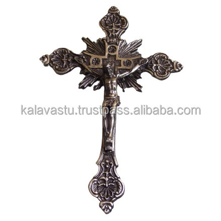 White metal Religious Cross in antique finish Decorative Wall Cross Metal Decorations for Home Religious Metal Cross