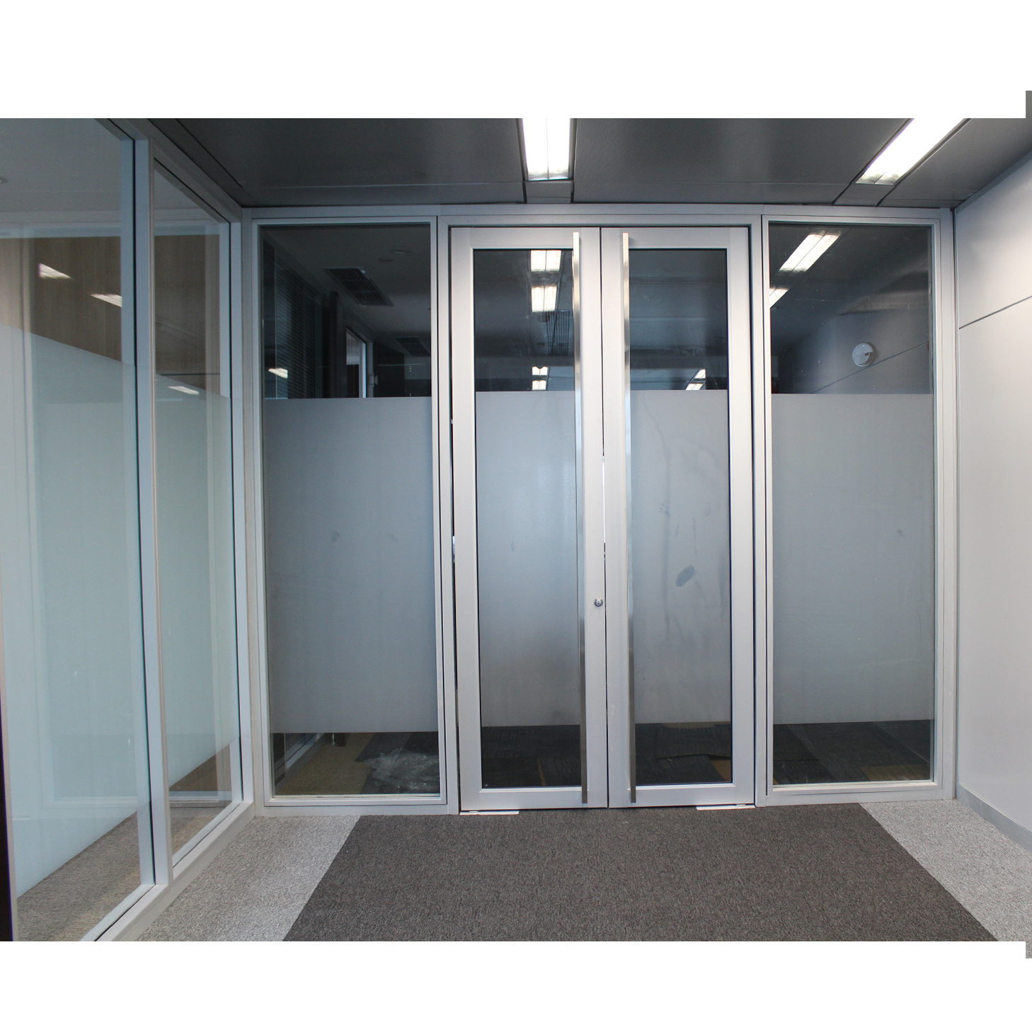 10mm tempered modern room divider office space partition office glass aluminium frame full height partition wall soundproof