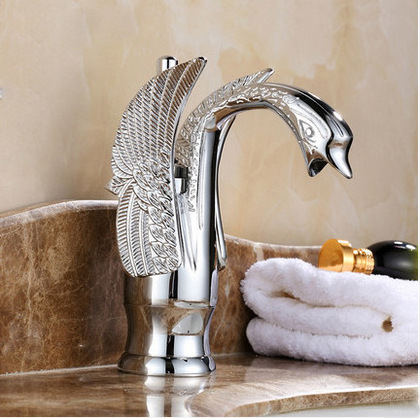 Luxury european style brass gold swan shape water basin faucet