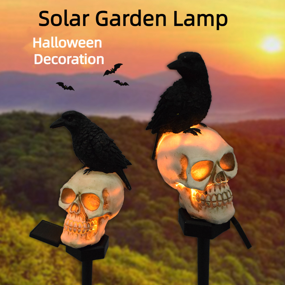 Outdoor waterproof Halloween Crow Skull Solar Lights Resin Garden Decorative Landscape Lamp