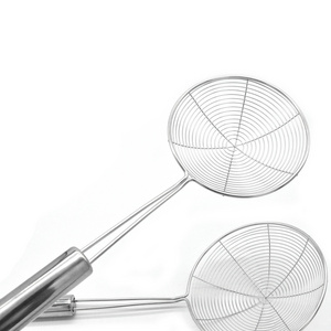 Household Kitchen Stainless Steel Spider Strainer Skimmer Ladle for Cooking and Frying Skimmer Spoon with Handle