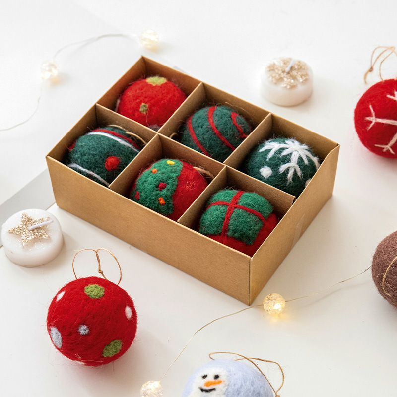 Hanging cute nice soft felt ball merry christmas decorative tree ornaments set