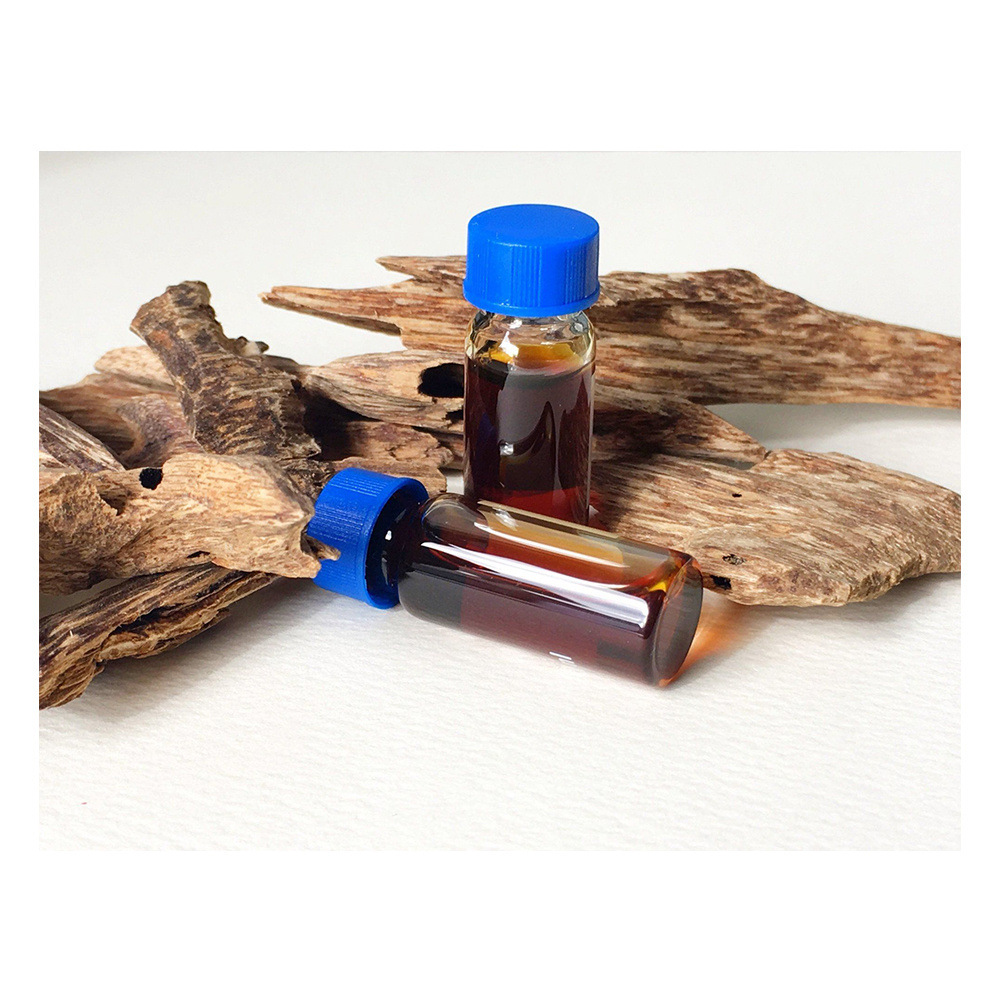 Wholesale price essential oil agarwood essential oil from India