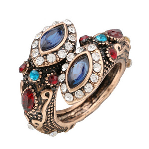 New Retro Style Plated 18K Gold Inlaid Rhinestones Crystal Ring Medieval Style Creative Trend Adjustable Ring Fashion Jewelry