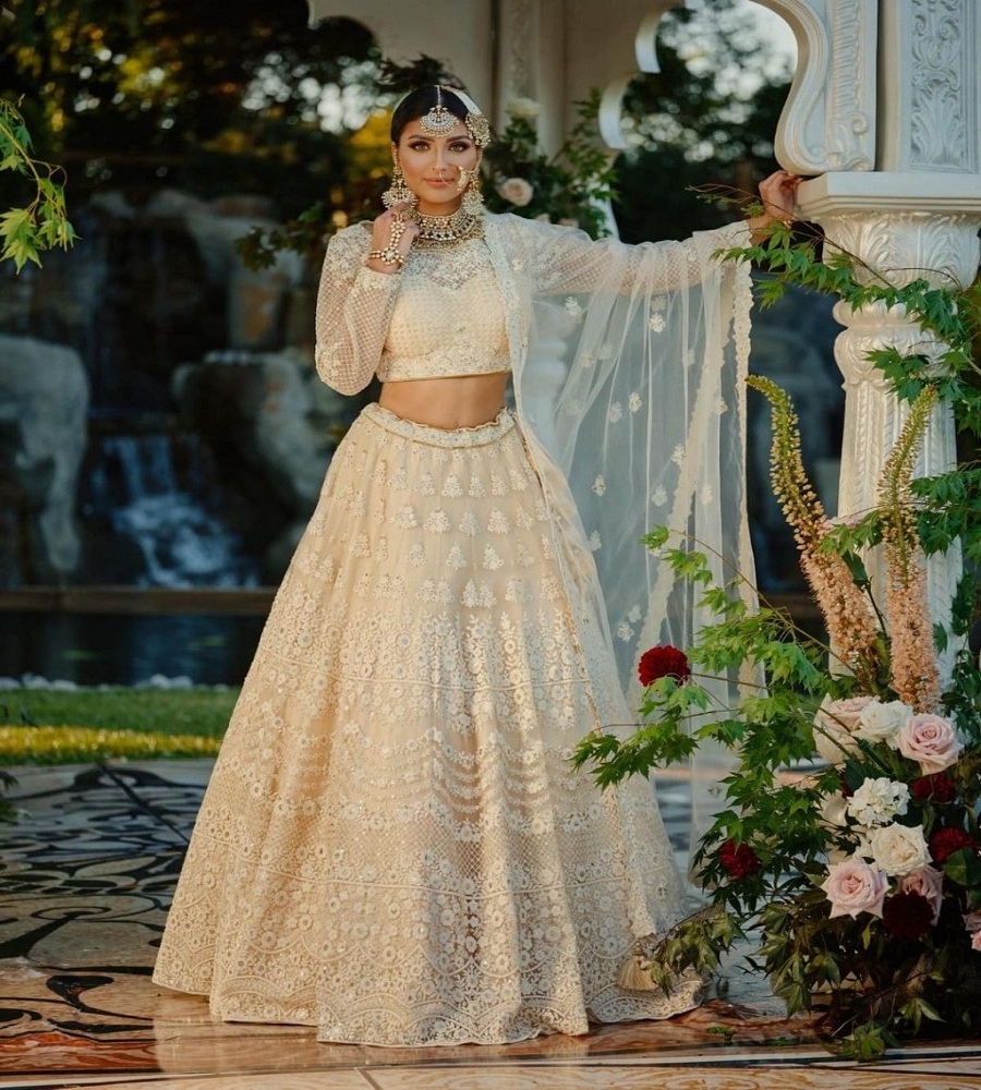 High Quality Indian style white net bridal lehenga choli with lucknowi thread embroidery work blouse manufacturer price