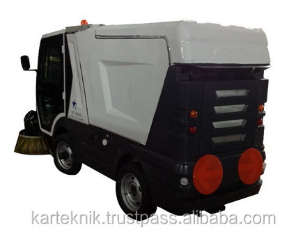 Compact Road Sweeper