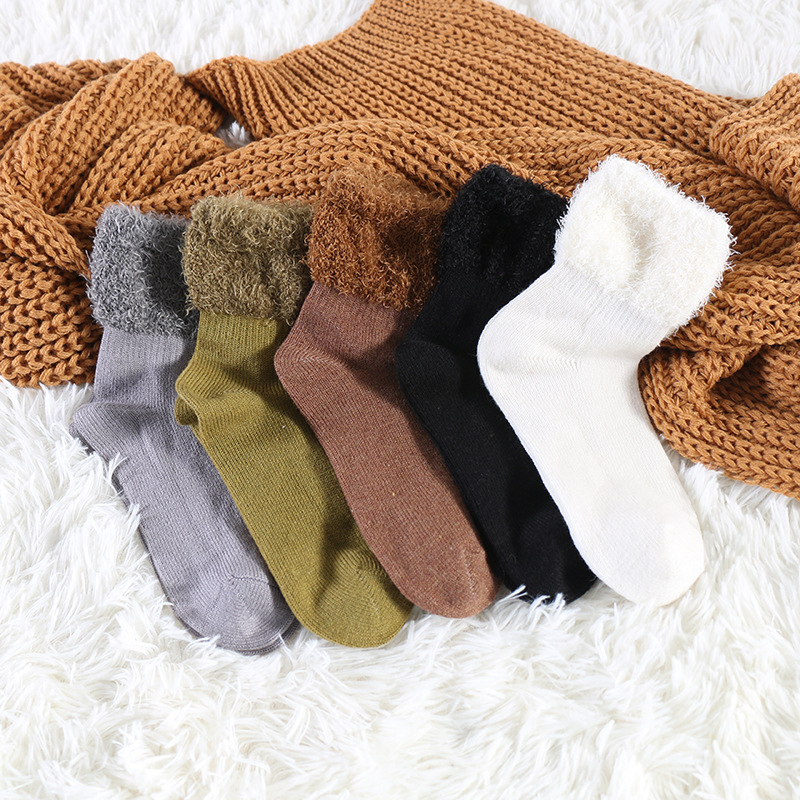 KTS-926-1 Female Autumn And Winter Adult Thickened Stack Warm Solid Color Snow Leisure Feather Yarn Women Tube Socks