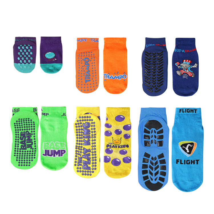 KTS OEM Factory custom logo kids children adults men women indoor playground park floor jump grip anti slip trampoline socks