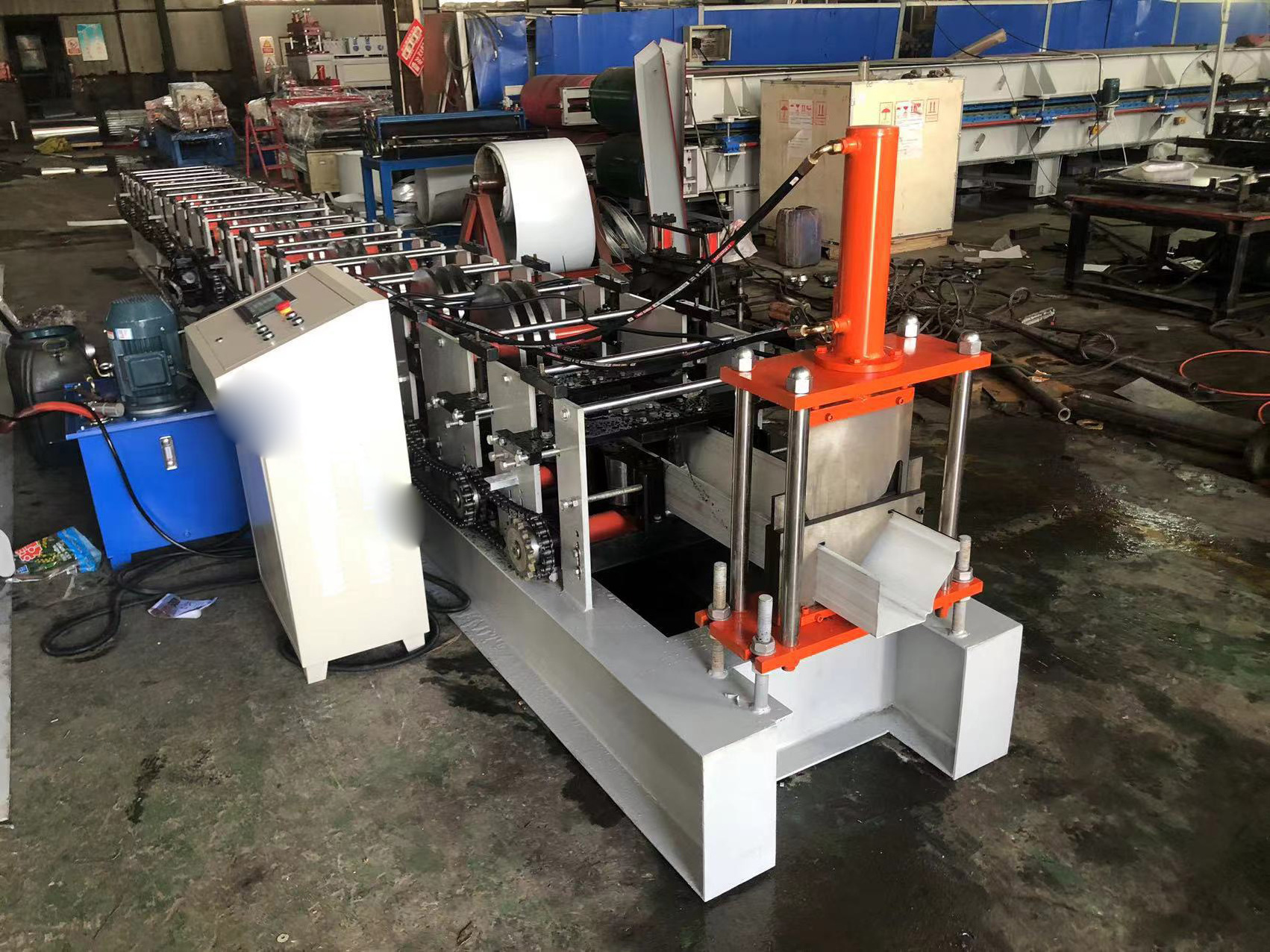 Gutter Machine Tile Forming Machine Mobile Seamless Gutter Machine For Sale