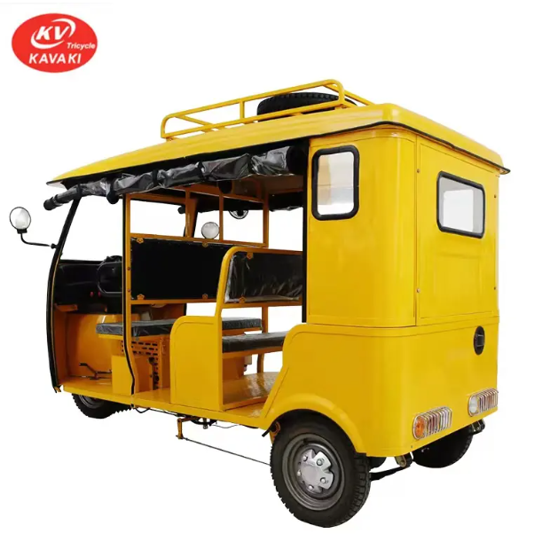 Bajaj Taxi Electric Tricycle 3-wheel 250cc Cargo Tricycle Motorised Farming Gasoline Tricycle Motorcycle Passenger