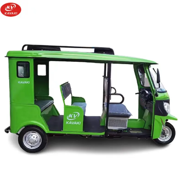 Bajaj Taxi Electric Tricycle 3-wheel 250cc Cargo Tricycle Motorised Farming Gasoline Tricycle Motorcycle Passenger