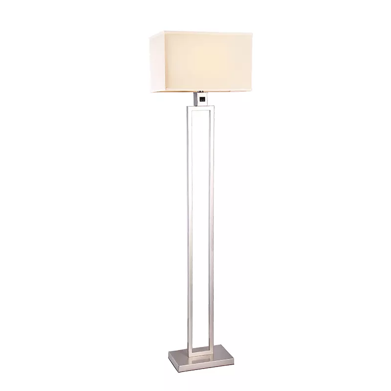 Standing Lamp 62