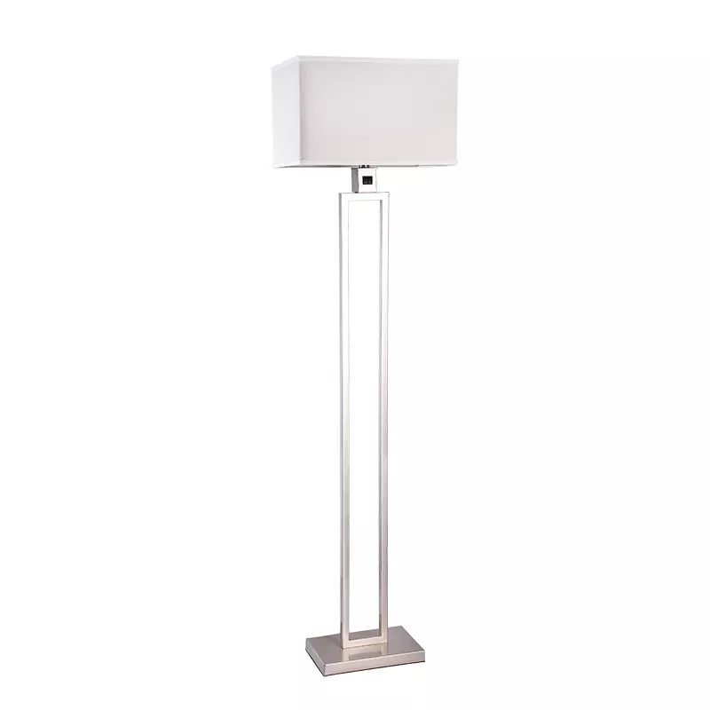 Standing Lamp 62