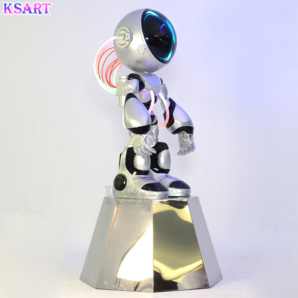 The mall displays modern fashion anime cartoon statues and life-size creative sculptures of robots life size