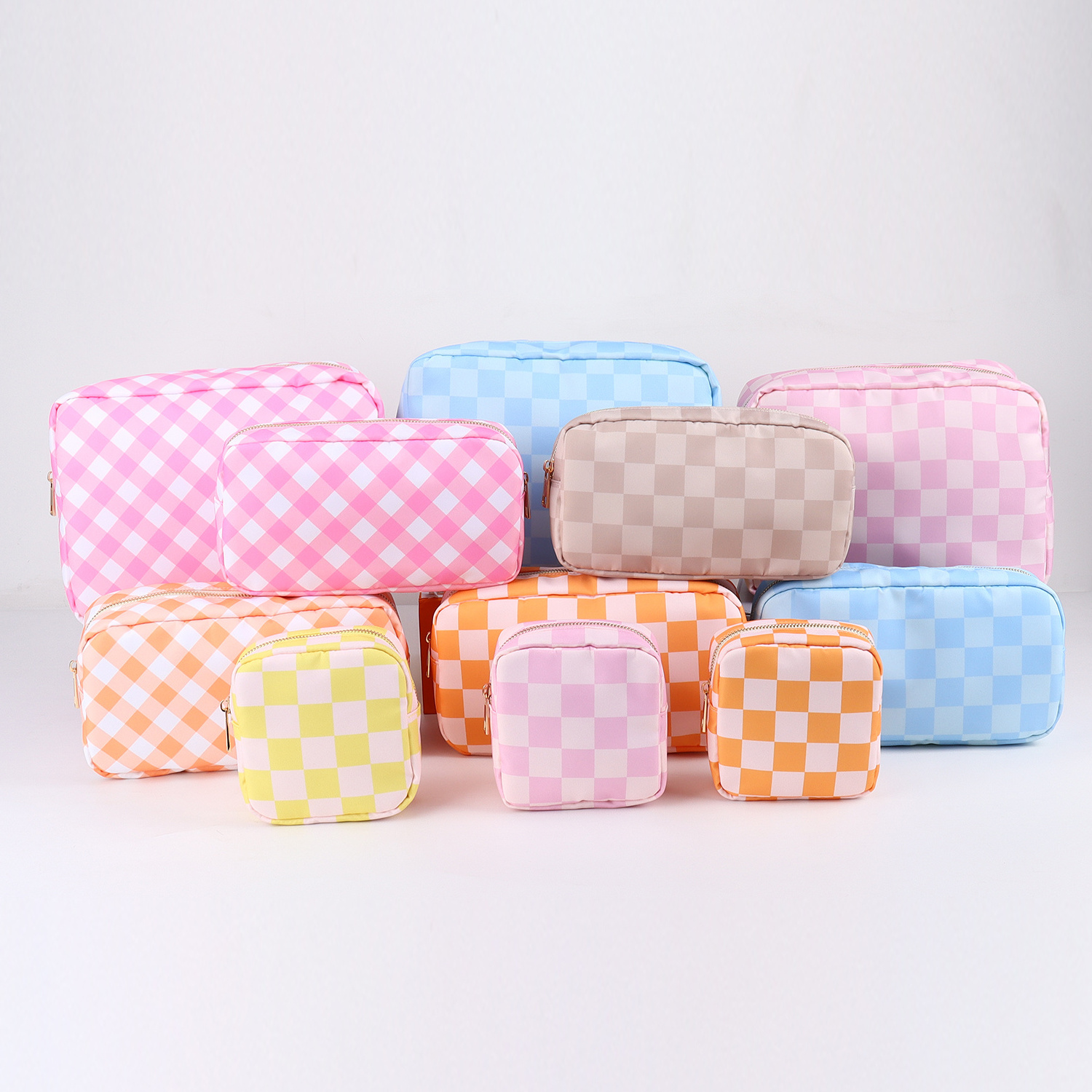 Wholesale 4 sizes Custom Logo Multi Colors Nylon Checkered Fabric Travel Cosmetic Bag Waterproof Women Nylon Makeup Pouch Bags