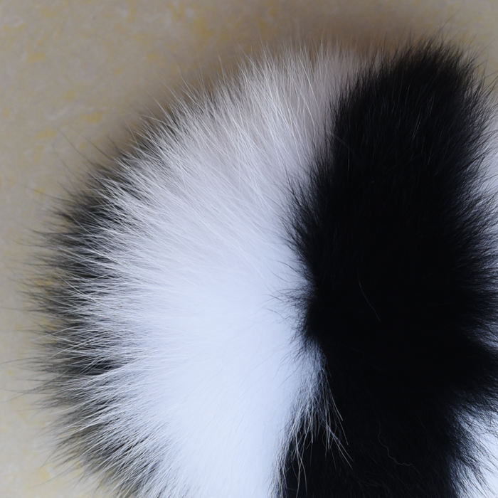 15cm High quality fox fur pompoms for keychain and bag charm/bi color fur balls