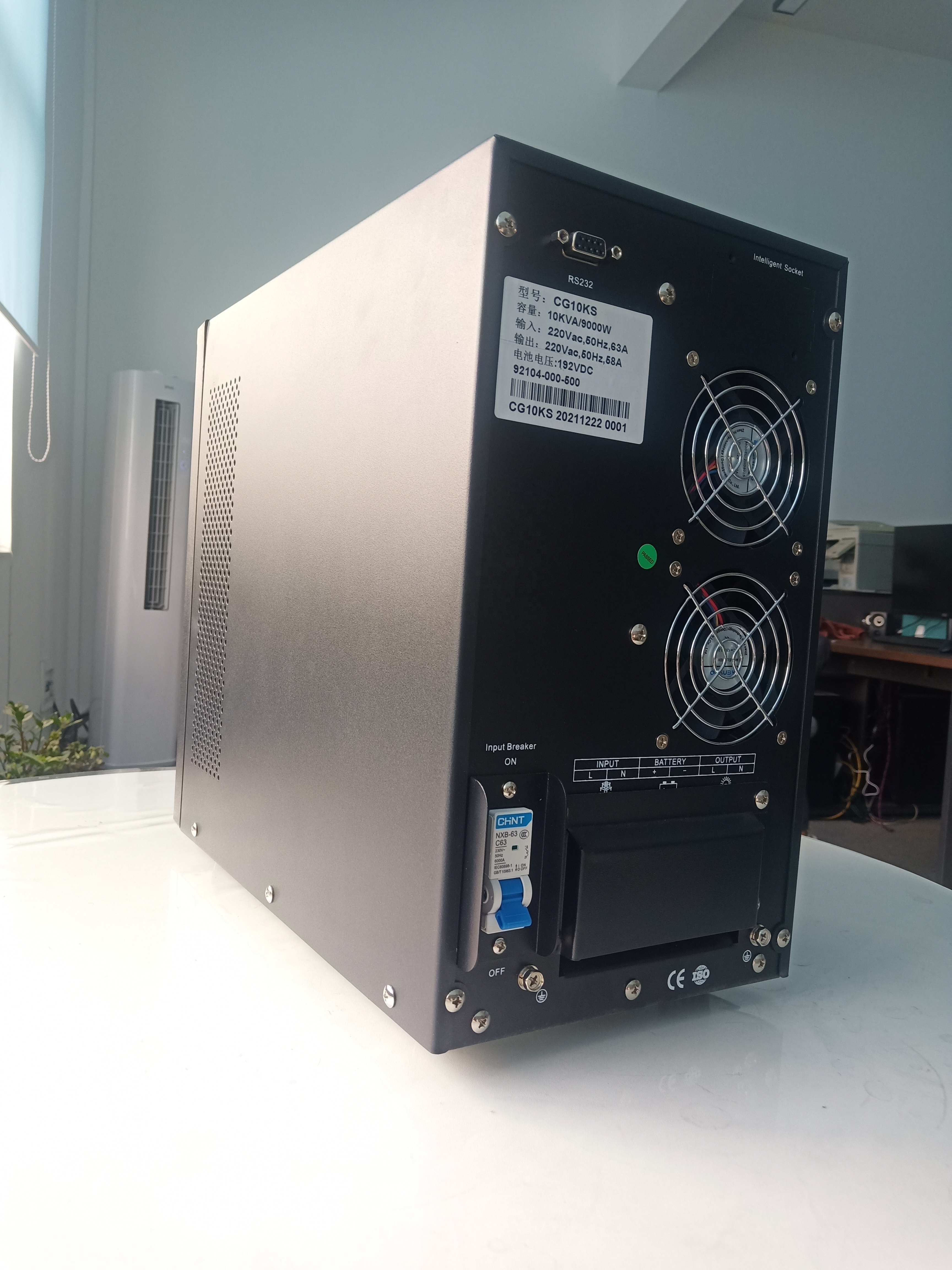 UPS Hot Selling 10kva 20kva 30kva 40kva Uninterrupted Power Supply Online UPS