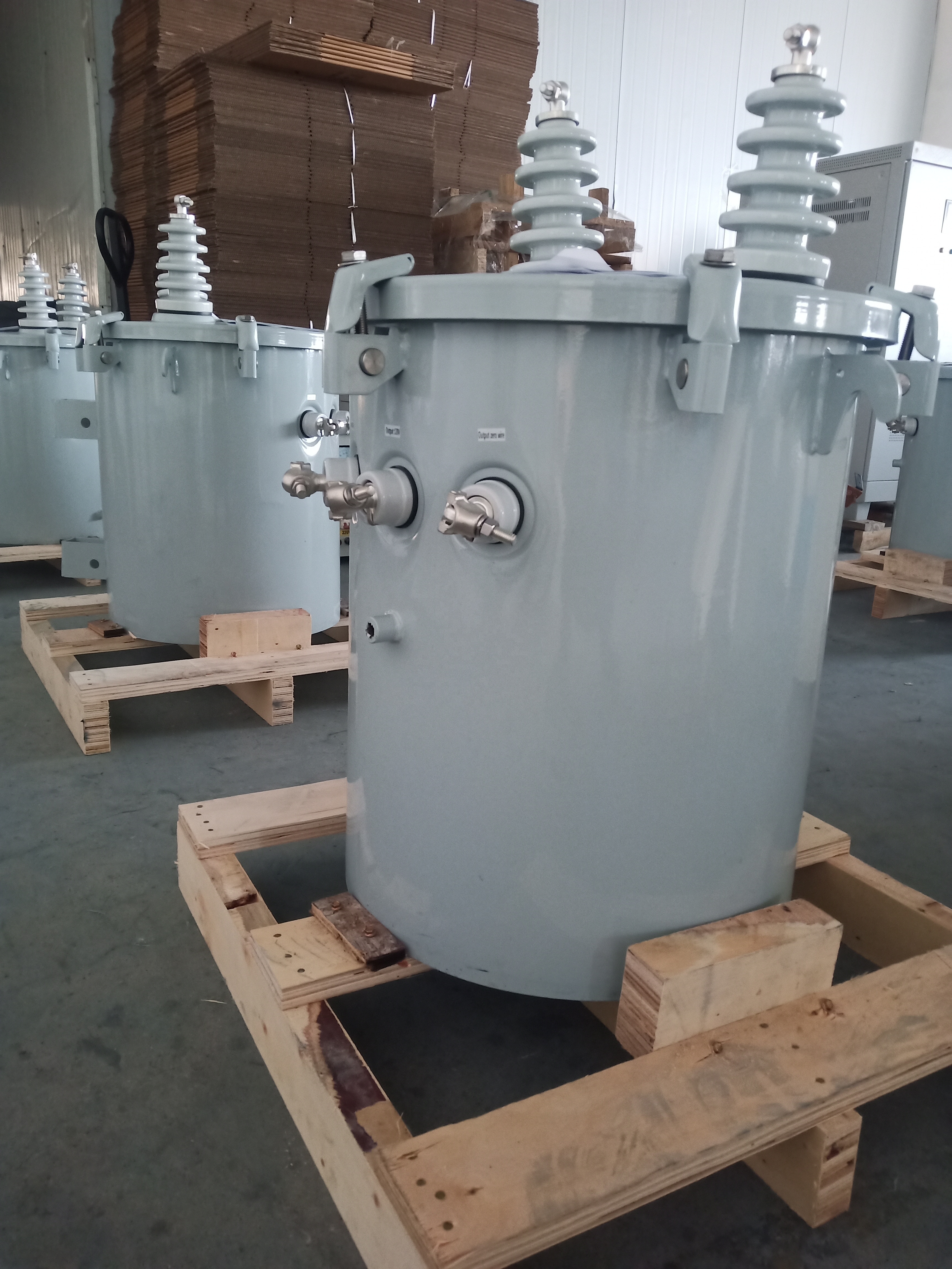 Hot Single Phase Transformer Price 10Kva 15Kva 25Kva 37.5Kva 50Kva 75Kva 100Kva 167Kva Pole Mounted Transformer