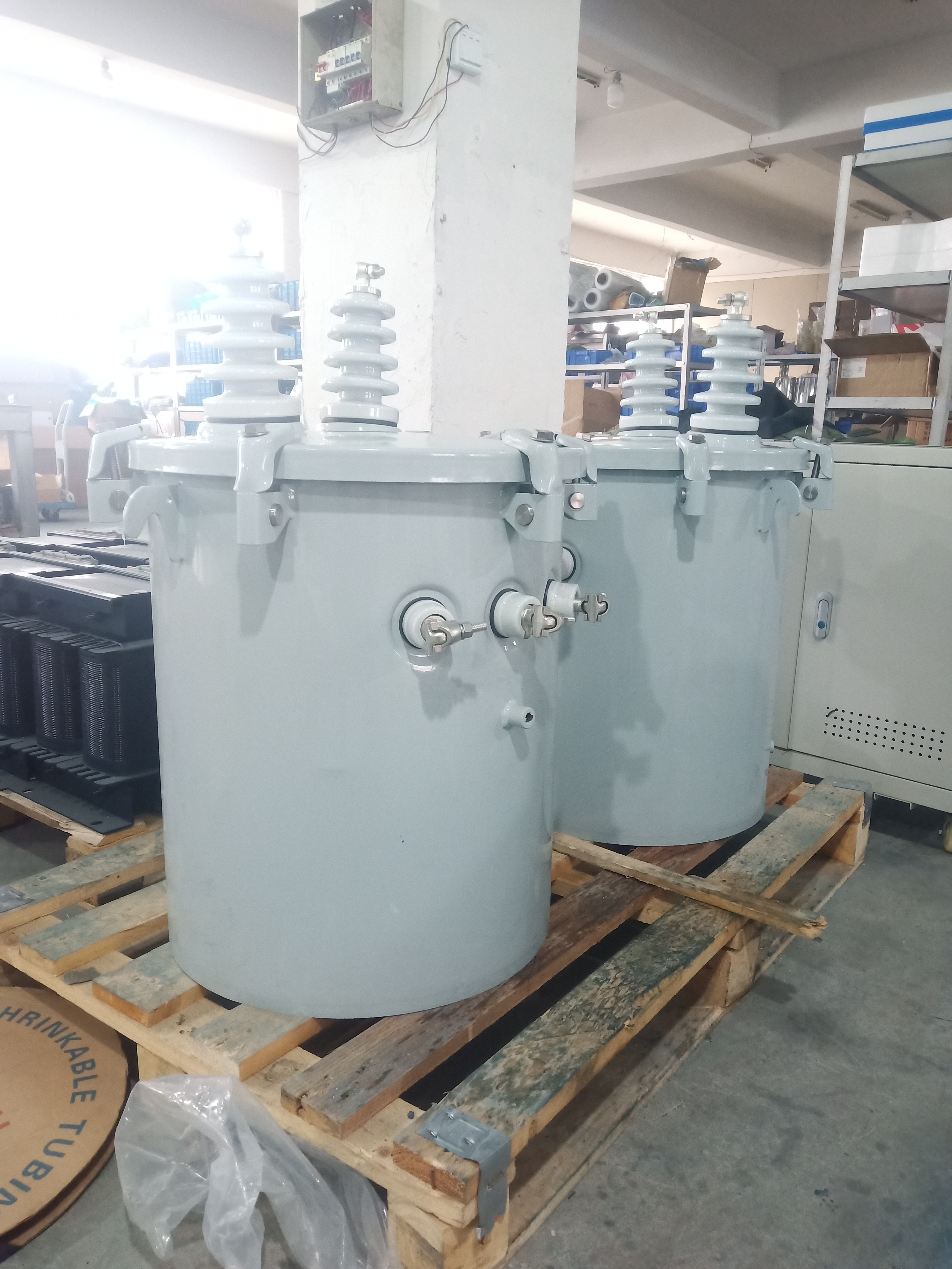 Hot Single Phase Transformer Price 10Kva 15Kva 25Kva 37.5Kva 50Kva 75Kva 100Kva 167Kva Pole Mounted Transformer