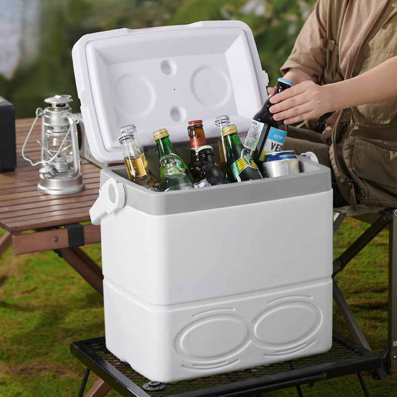 New Arrival 19L Hard Plastic Ice Cooler Wines Drinks Cold Storage Cooler Box with Lock