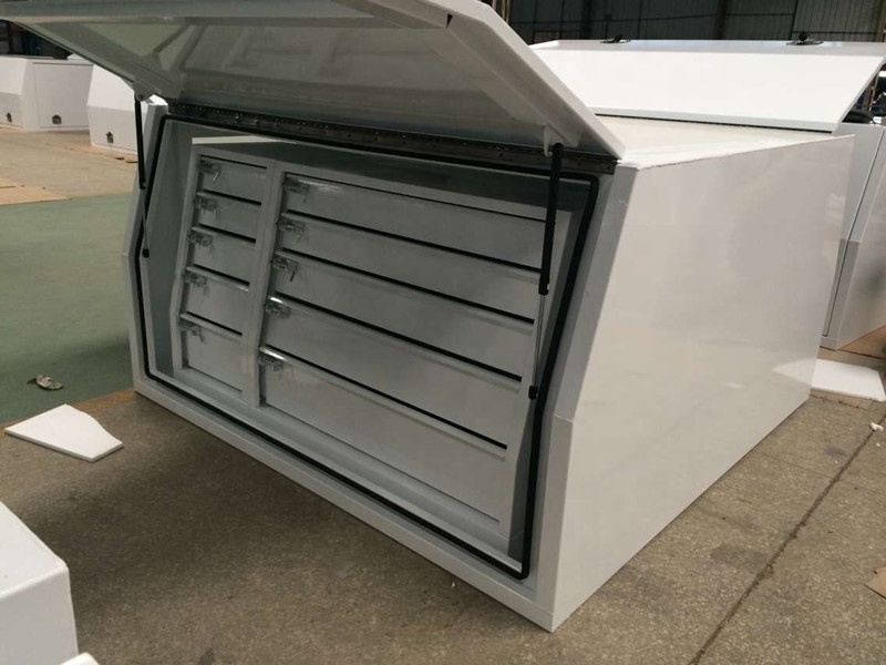 Fabricated Aluminum 4x4 Camper UTE canopy with shelf and drawers