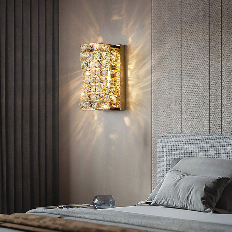 Luxury Crystal Wall Sconce Modern Bedside Wall Lamps  for Bedroom Living Room Dining Room Hotel