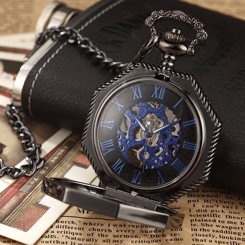 Hot Selling Antique Roman Numeral Alloy Pocket Watch With Chain Octagon Hollow Mechanical Pocket Watches