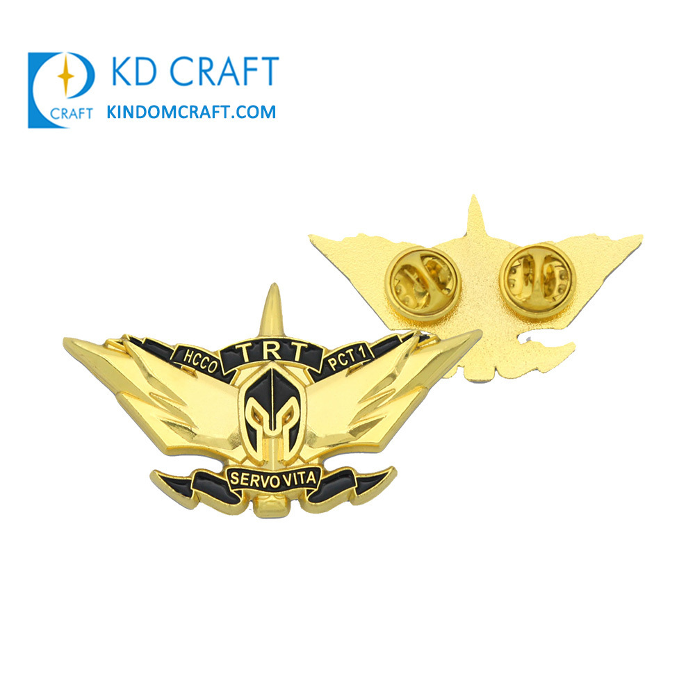 Made in china custom shaped metal zinc alloy embossed 3D gold plated airplane scout aircraft lapel pin