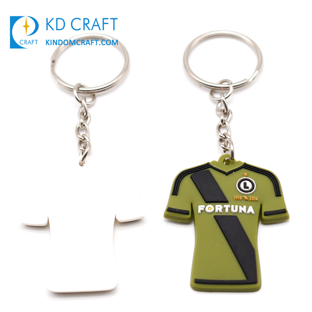 Wholesale china custom promotional soft pvc rubber sports jersey keyring soccer football team t shirt keychain