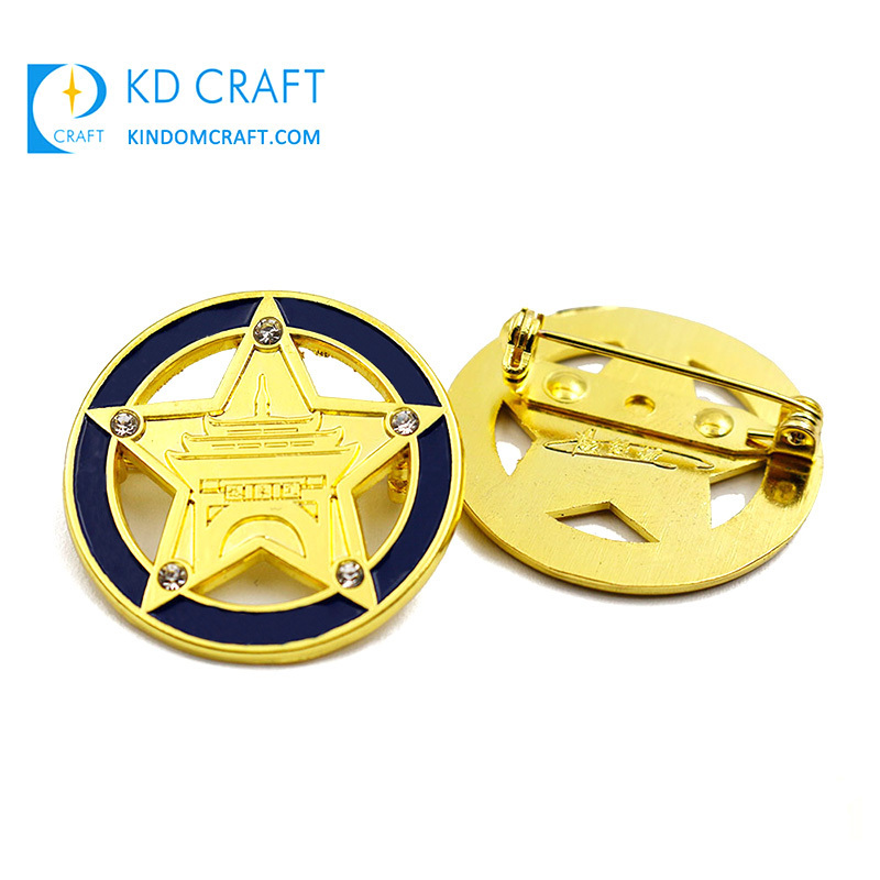 Badge maker personalized customized dyed metal soft enamel pin zinc alloy embossed 3d logo custom badge for clothes