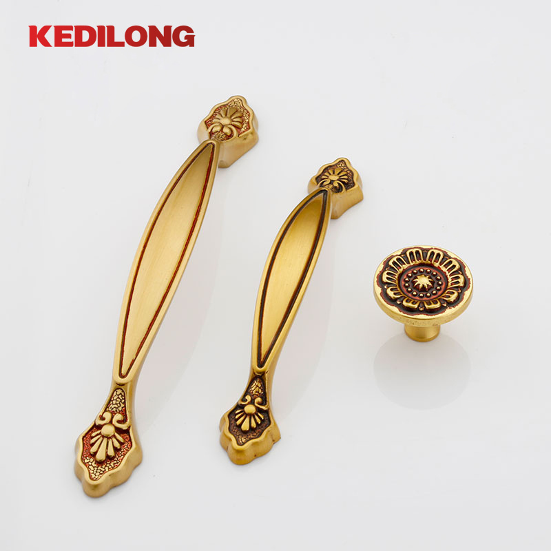 Furniture hardware: European retro cabinet door brass handle, cabinet knob, drawer luxury gold handle