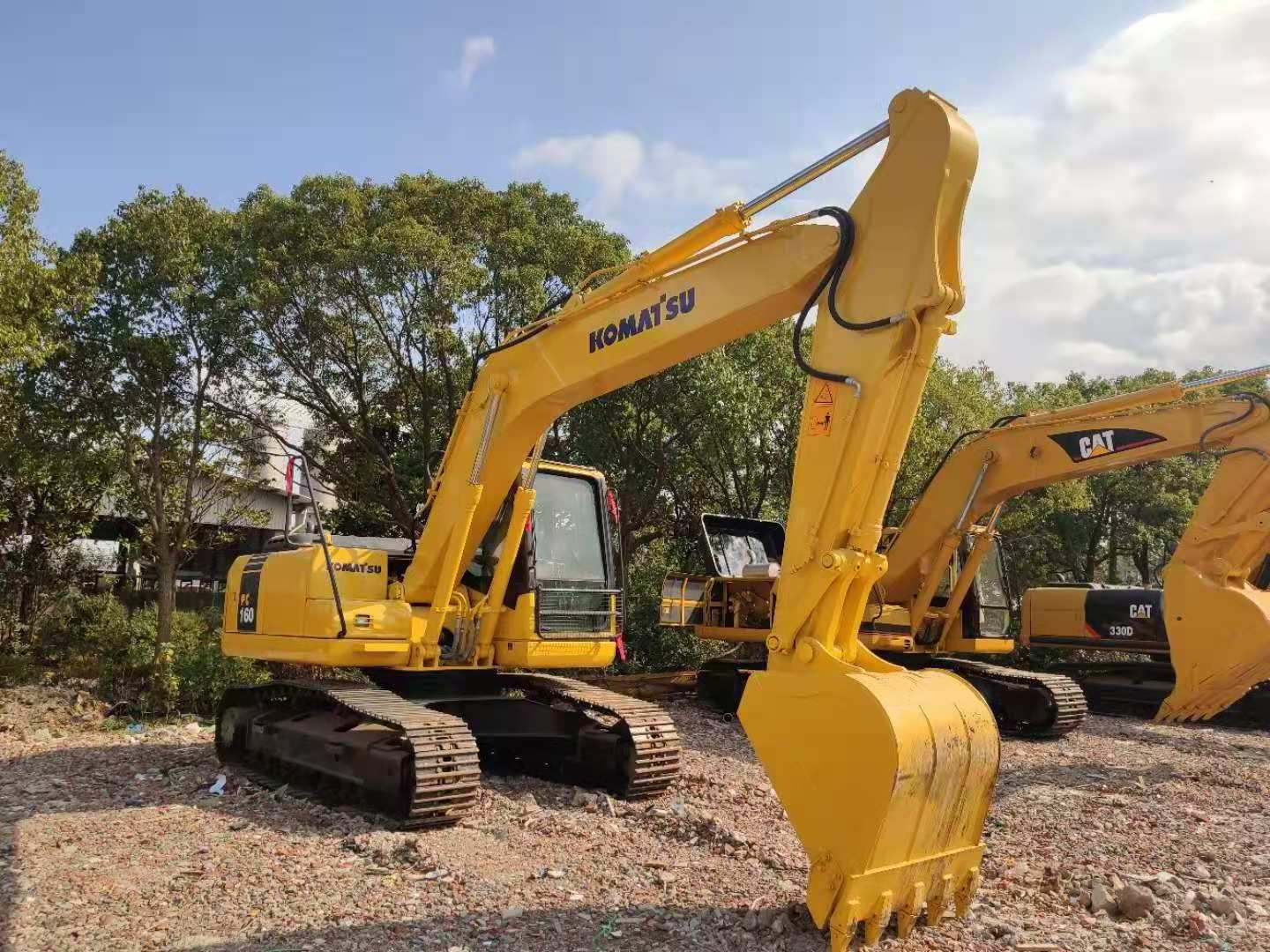 Best sale unmatched quality komatsu pc160-7 pc200-8 pc160-7 pc01 used excavator cheap sale