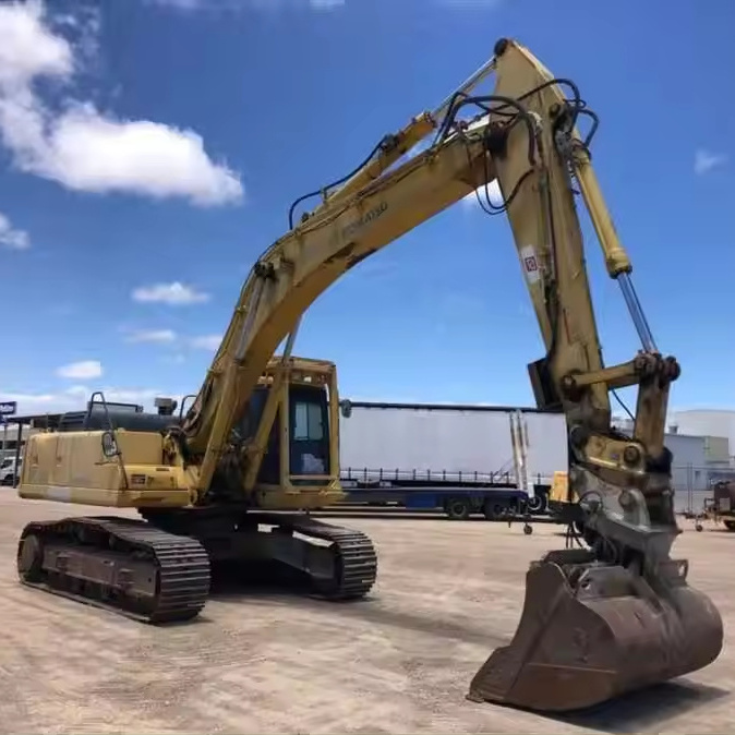 Excavator Komatsu 300-6  Used Escavators - Used Komatsu Pc300-6 Crawler Excavator - Track Hoe Excavator - Used Komatsu Pc300