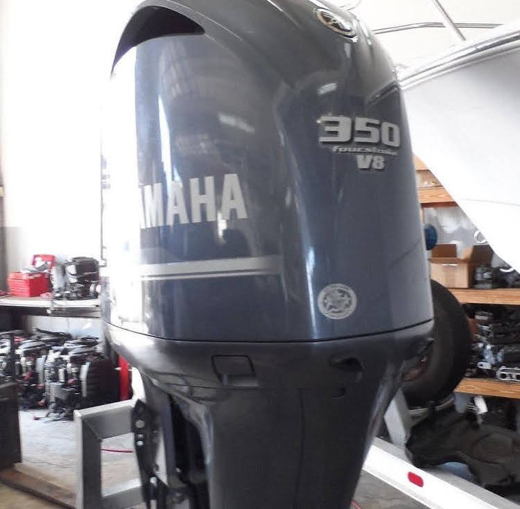 STOCK AVAILABLE Yamahas 350HP 4 stroke outboard motor / boat engine