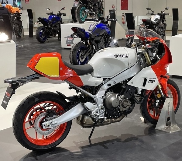 DISCOUNT OFFER 2023 / 2024 Yamahas XSR900 GP Bike Racer