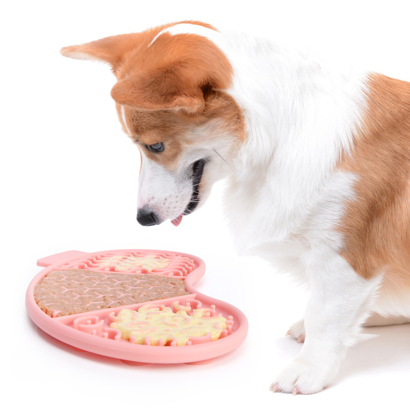 New Arrivals Suction Cup Anti Slip Rubber Round Pet Cat Treat Bowl Plate Customized Silicone Lick Mat Dog Slow Feeder