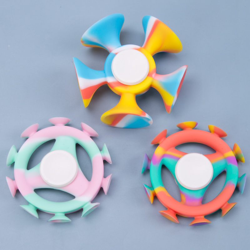 New Design Wholesale Large Mini Suction Cup Silicone Hand Fingertip Fidget Finger Spinners Toys For Kids Adults