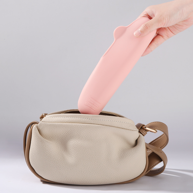 Custom BPA Free Durable Portable Travel Makeup Pouch Bag Csaes Silicone Makeup Brush Bag for Cosmetic