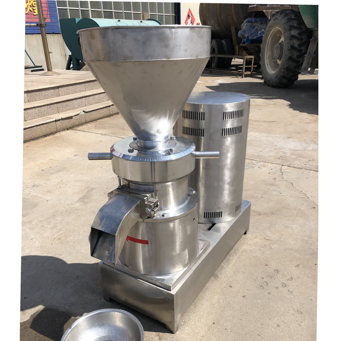 Tomato paste processing equipment chili sauce colloid mill peanut butter making machine